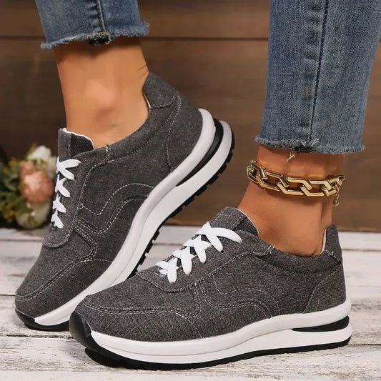 Everyday Canvas Sneakers - black / 3