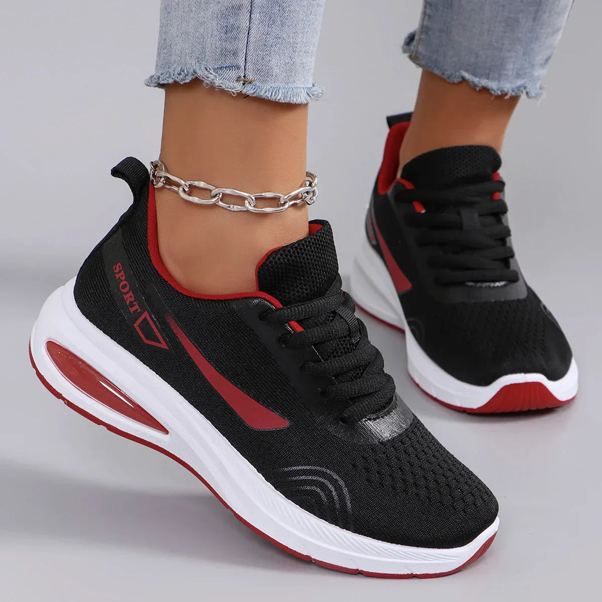 Womens Everyday Sports Shoes - black / 4