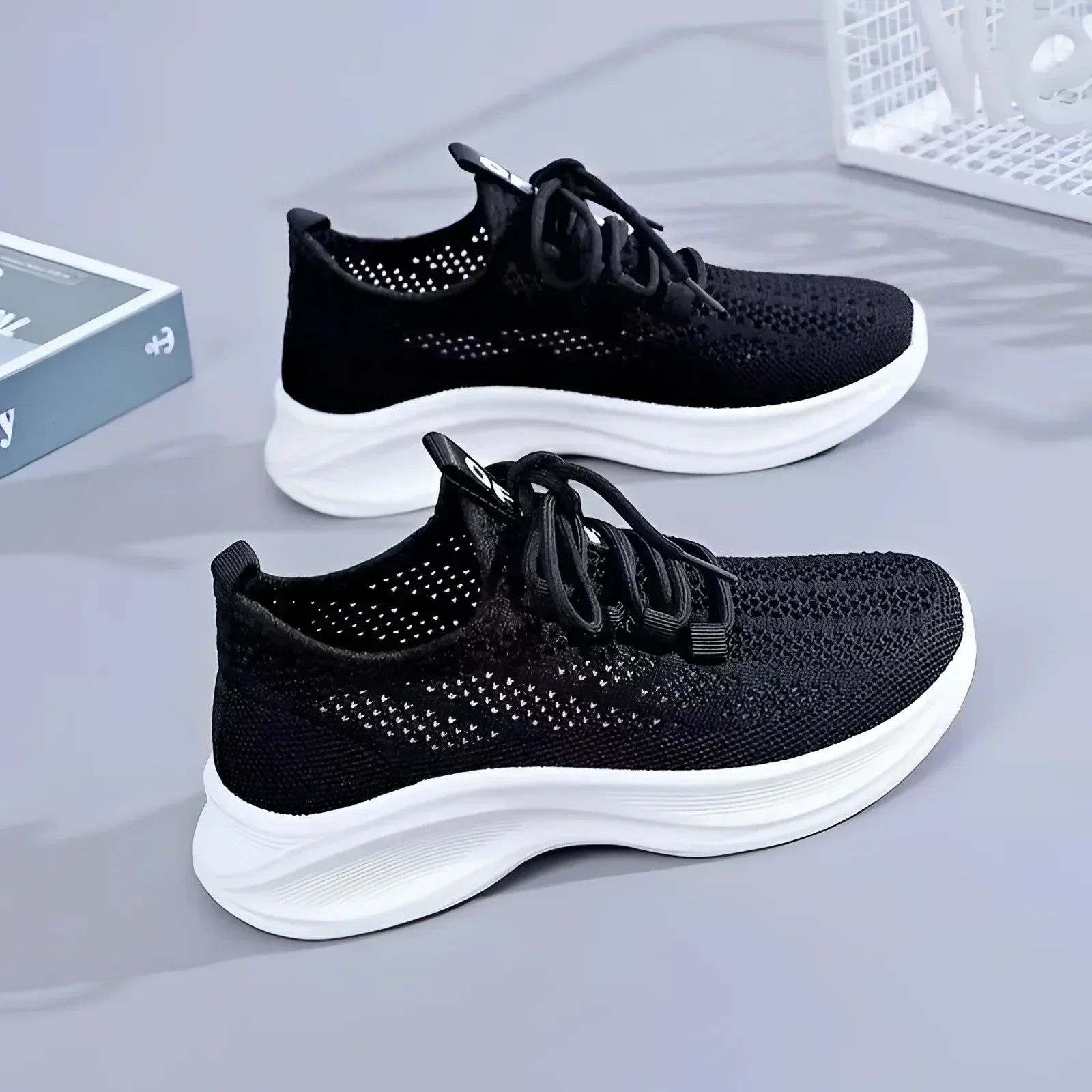 Womens Lightweight Summer Sneakers - black / 3