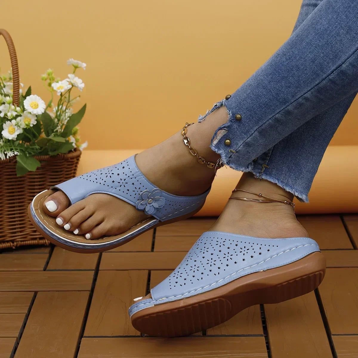 Womens Summer Flat Sandals - blue / 2